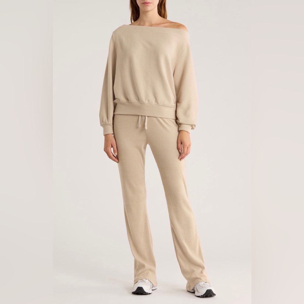Abound Hacci One-Shoulder Top & Flared Pant SET in Tan Oxford: Small